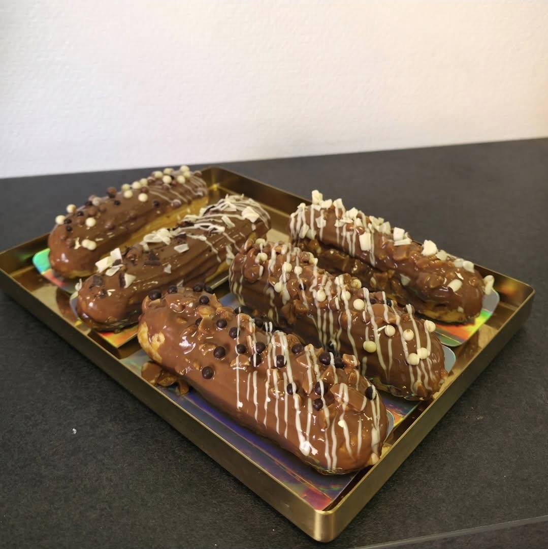 Chocolate Nut Éclairs