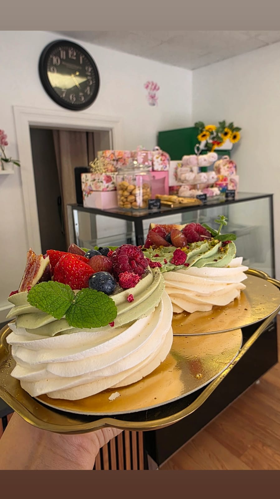 Pistachio Pavlova Nests