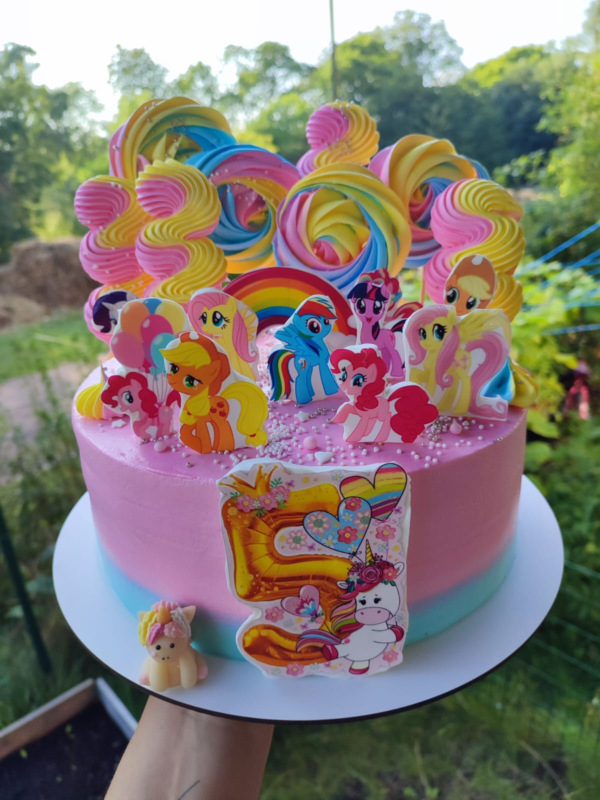 Pony Rainbow Cake