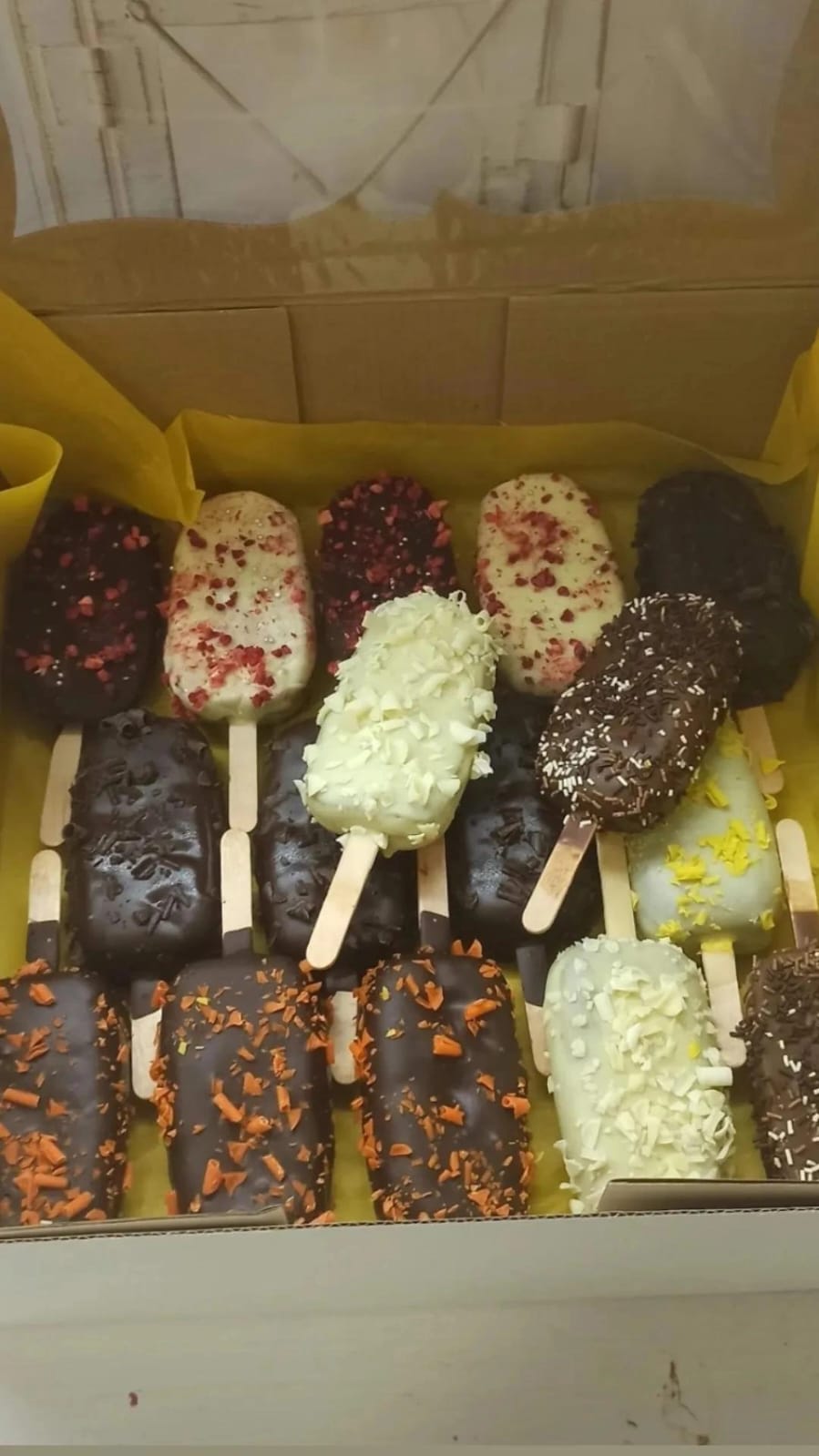 Cakesicles Gift Box