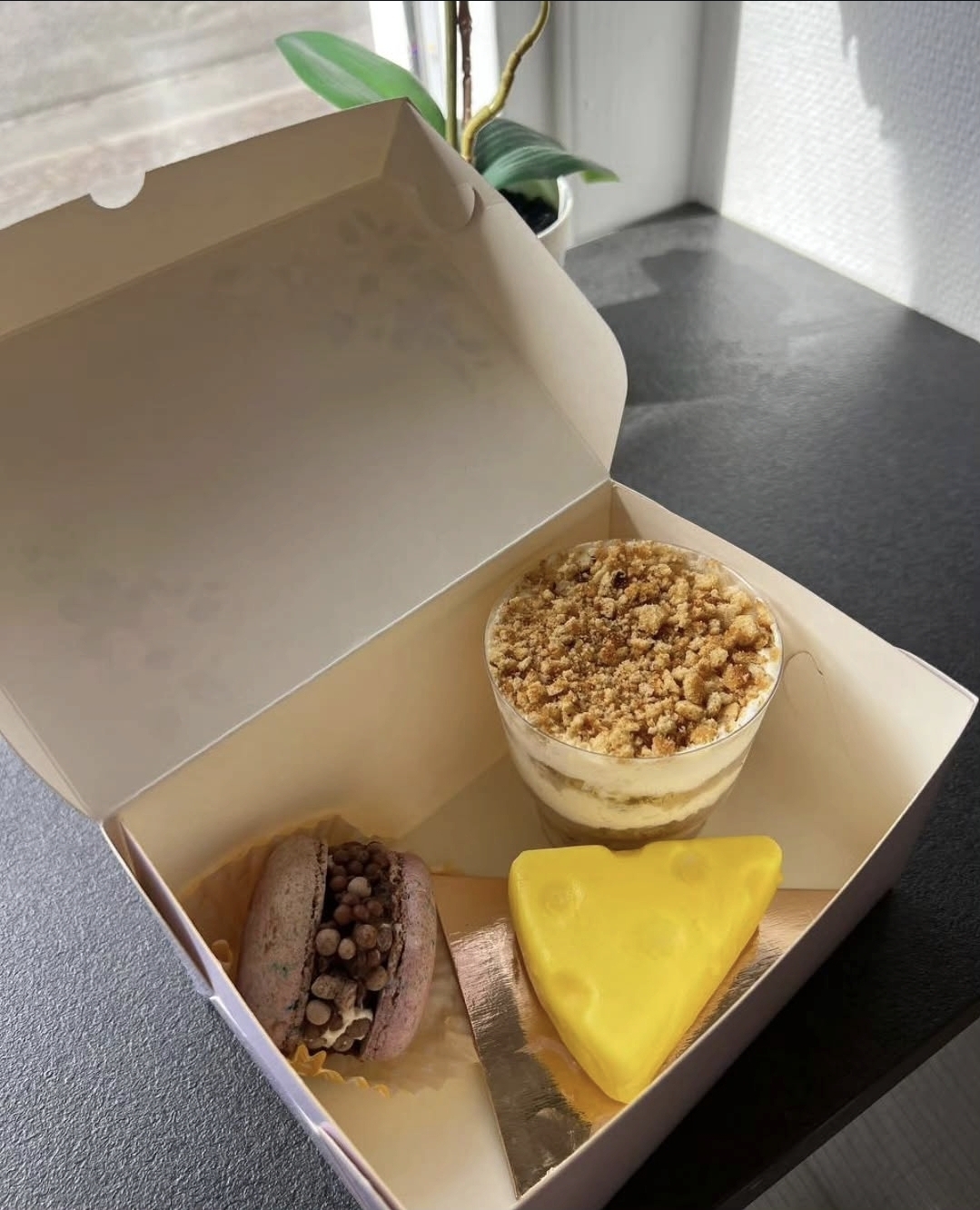 Dessert Tasting Box