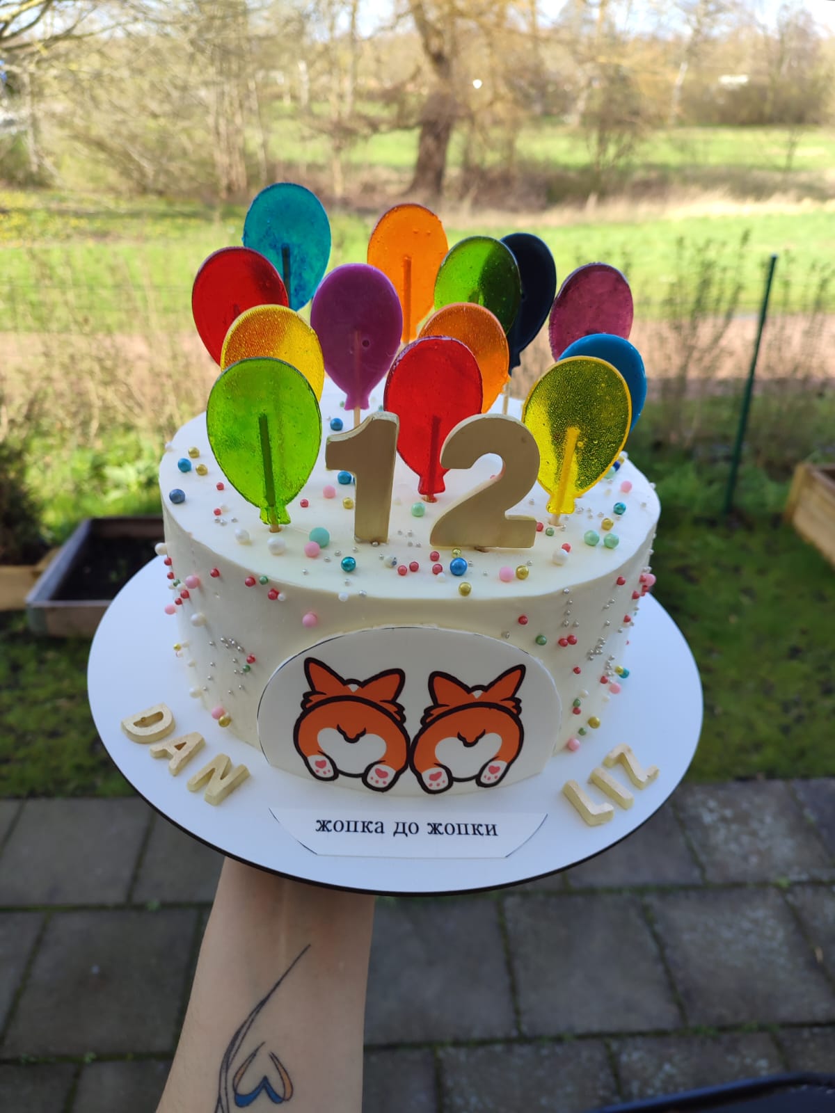 Balloon Lollipop Cake