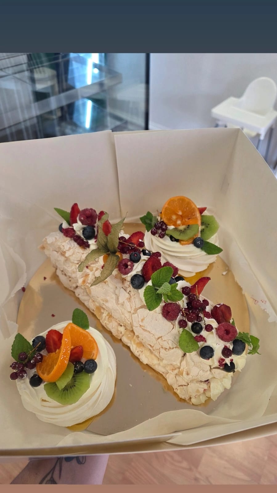 Pavlova Roll & Mini Nests Set