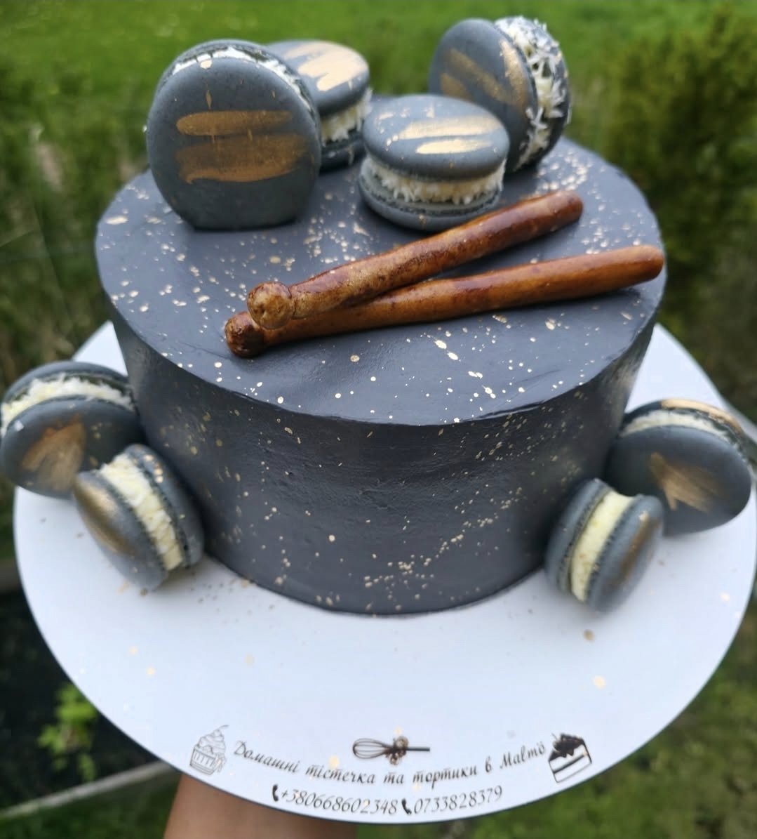 Black & Gold Macaron Cake
