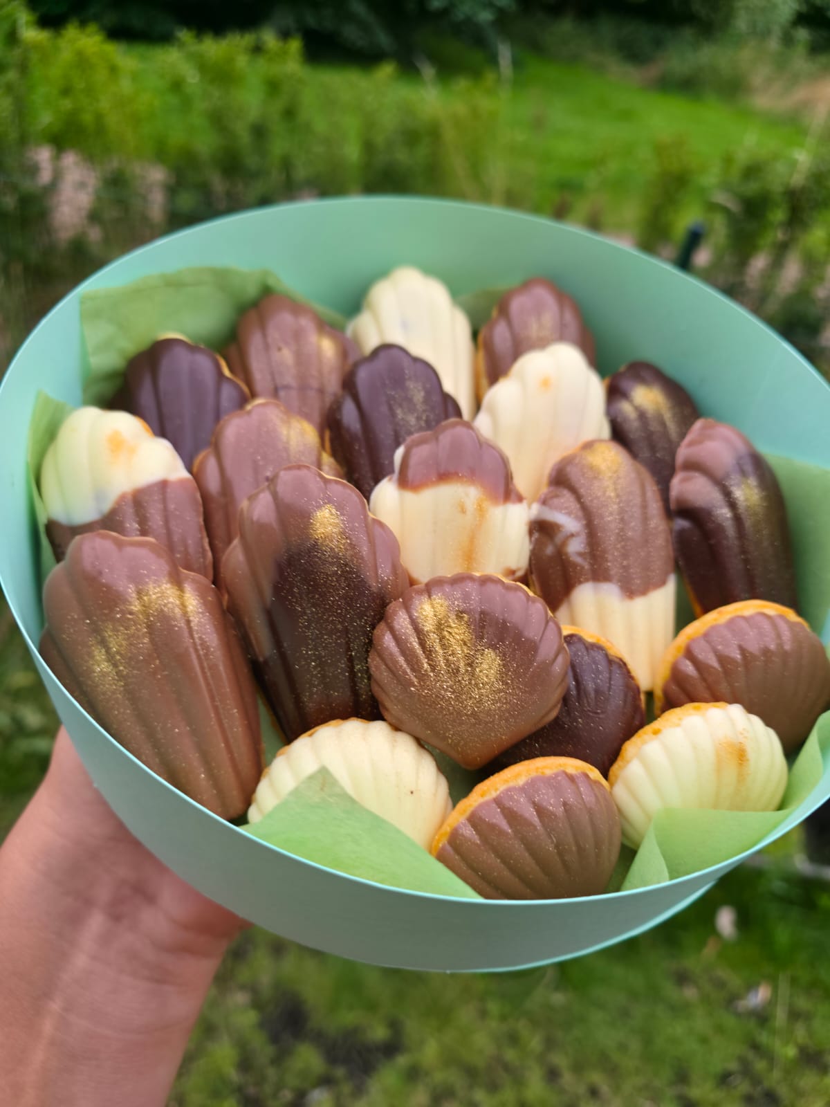Chocolate Madeleines Box